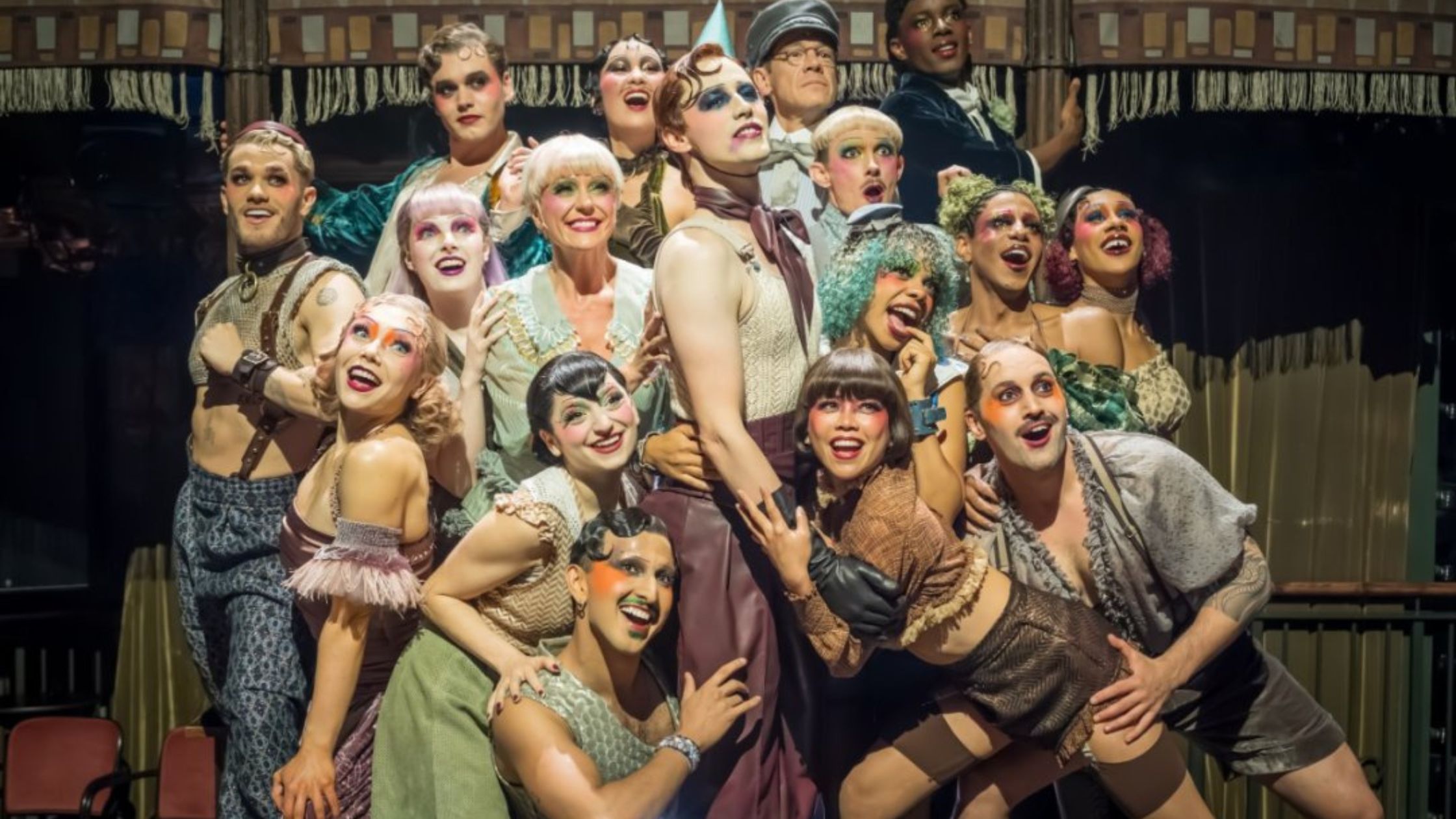 Theatre gift ideas - cabaret tickets